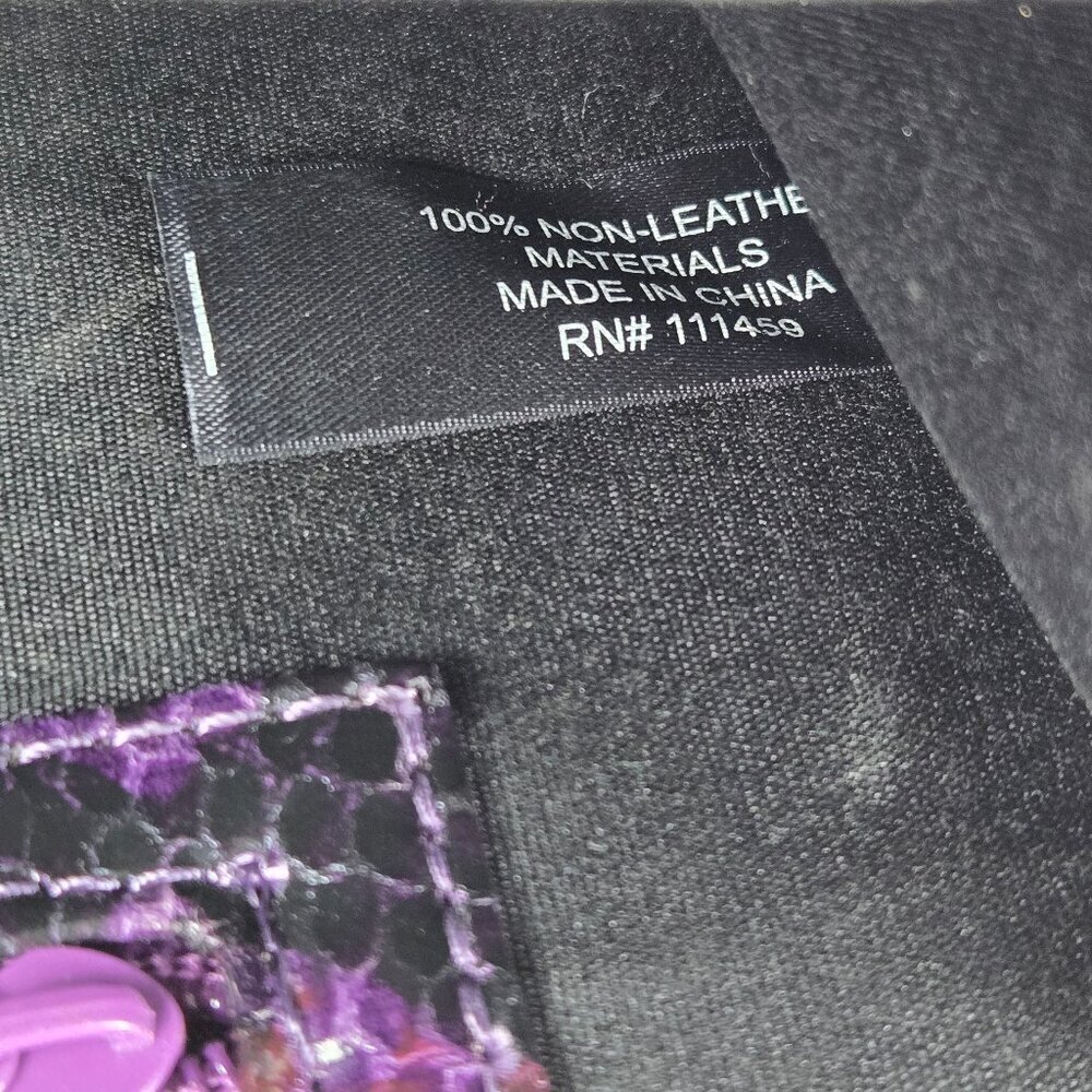 White House Black Market Purple Black Snakeskin Print Clutch Removable Chain - Picture 14 of 15